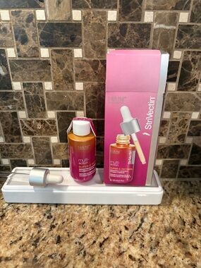 StriVectin Multi-Action Super-C Retinol Serum in Pink and Gold Packaging